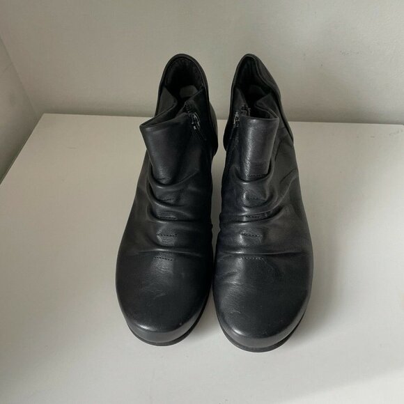 Naot Black Advance Bootie Boot euro 35 US4 - Picture 3 of 6